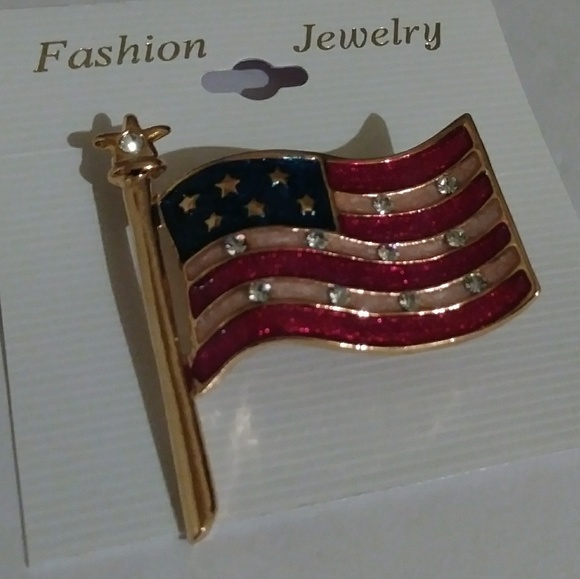 Jewelry - U.S.A. American Flag Pin/Brooch